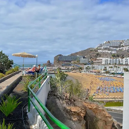 Apartment 100 Meters From Puerto Rico *